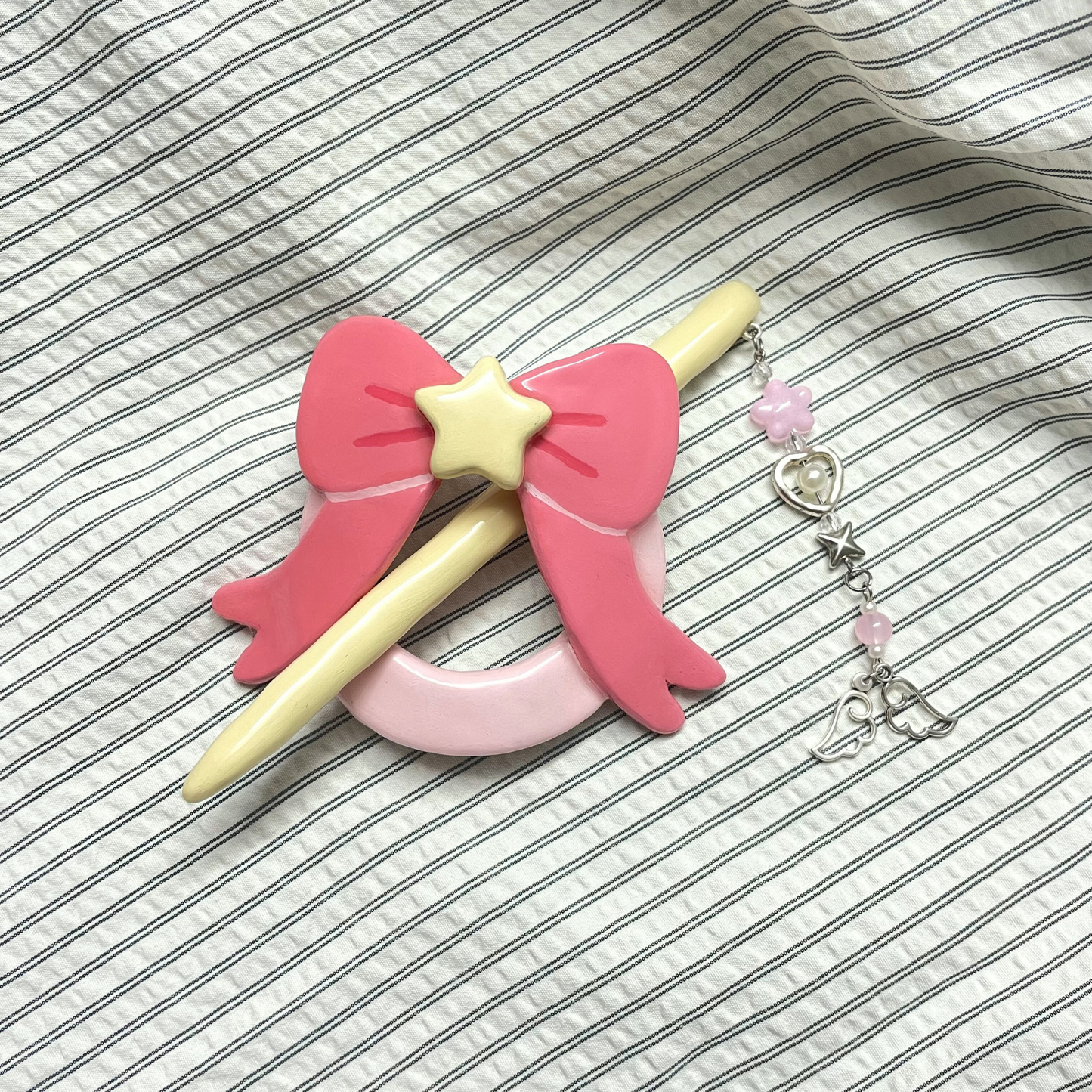 Star & Bow Clay Hair Brooch