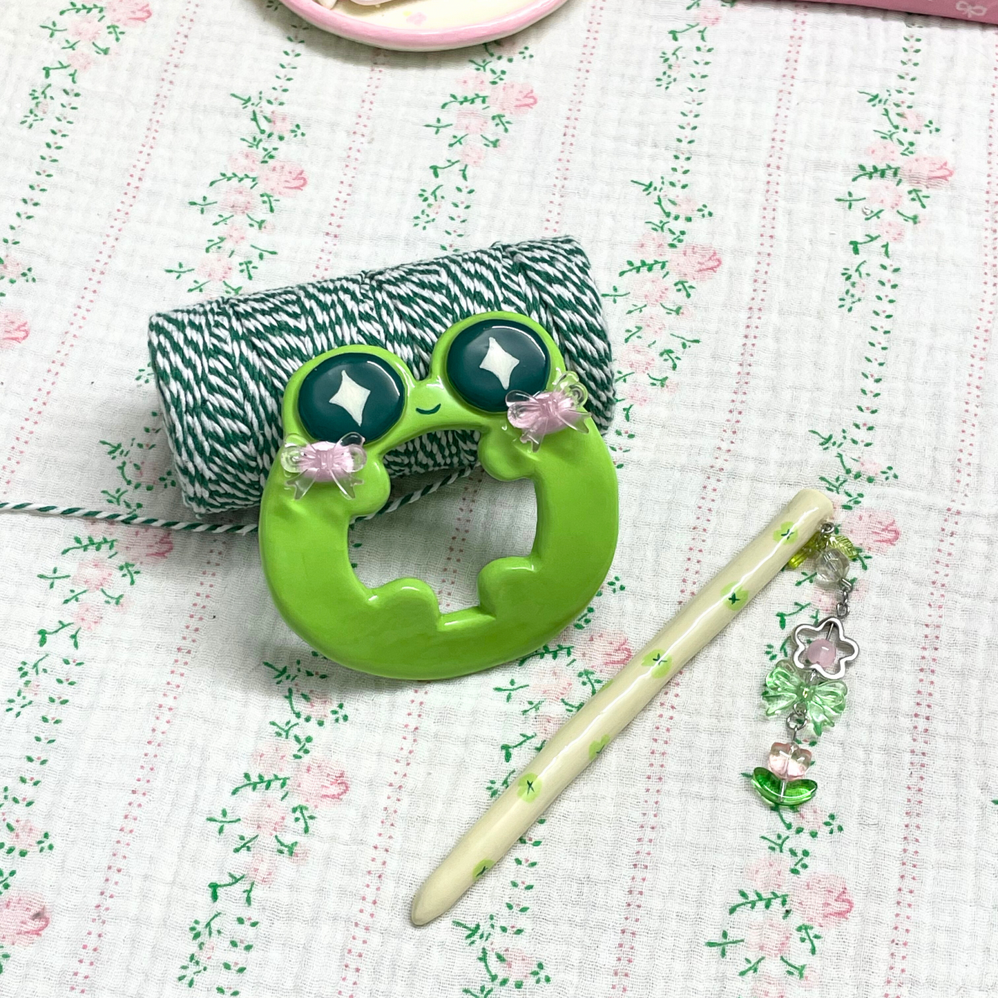 Froggie Clay Hair Brooch