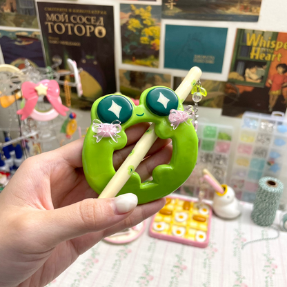 Froggie Clay Hair Brooch
