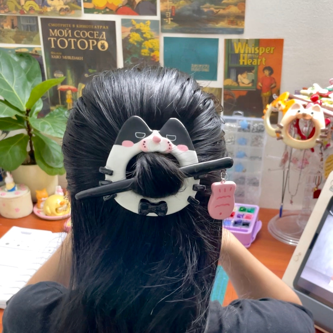 Tuxedo Kitten Clay Hair Brooch
