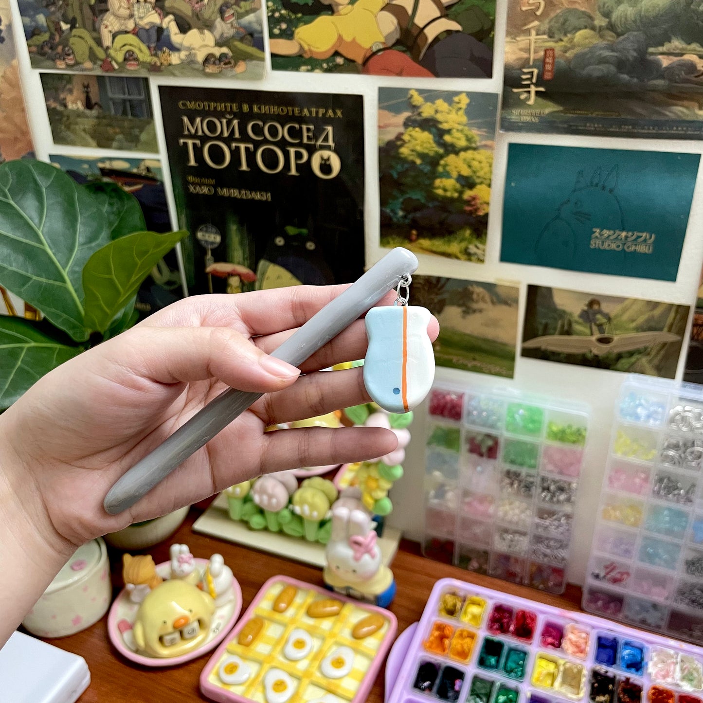 Grey Kitten Clay Hair Brooch